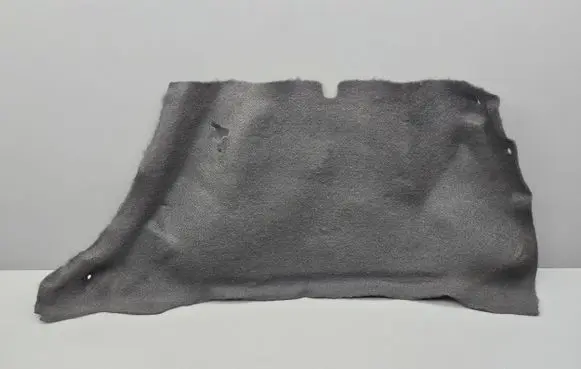 Trunk/boot lower side trim panel
