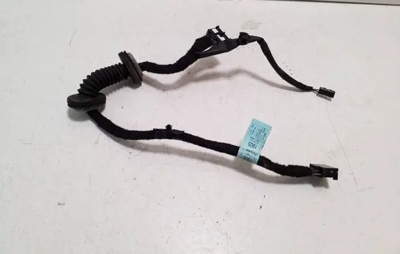 Chevrolet Orlando Tailgate/trunk wiring harness 95211905