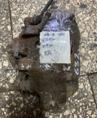 Mercedes-Benz A W169 Front brake caliper