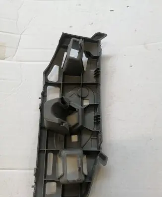 Skoda Karoq Front bumper mounting bracket 658807055