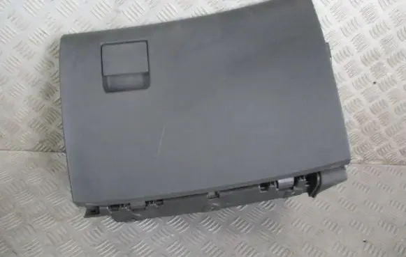 Opel Insignia A Glove box 22846822
