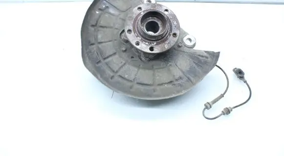 Jeep Cherokee Front wheel hub