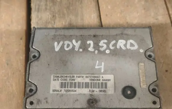 Chrysler Voyager Engine control unit/module 04727080AC 64469H T121203524