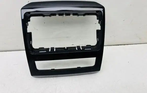 Skoda Superb B8 (3V) Other center console (tunnel) element 3V0863365