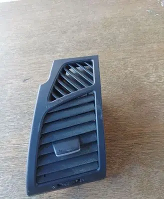 BMW 1 E81 E87 Dashboard side air vent grill/cover trim 51607059187 7059187
