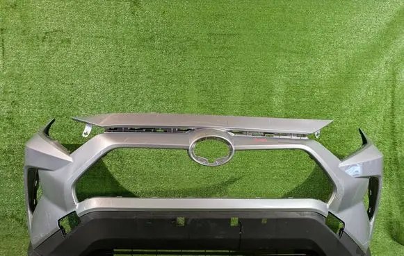 Toyota RAV 4 (XA50) Front bumper 