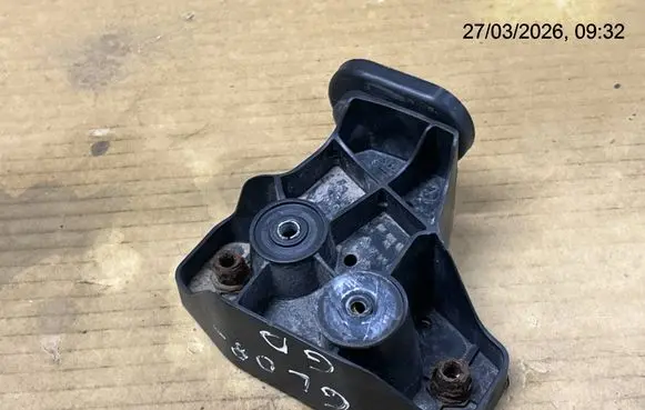 Mercedes-Benz GL X164 Rear bumper mounting bracket 1648800230