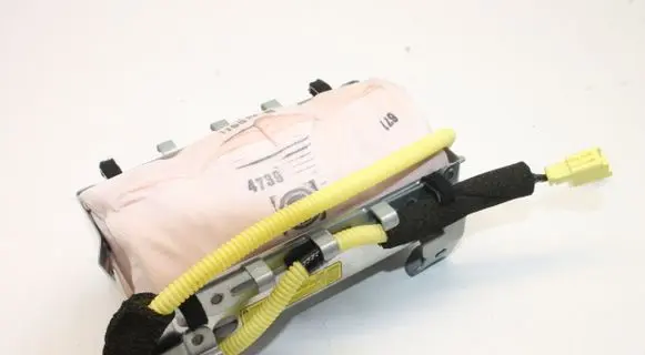 Toyota Auris E180 Passenger airbag 305810910