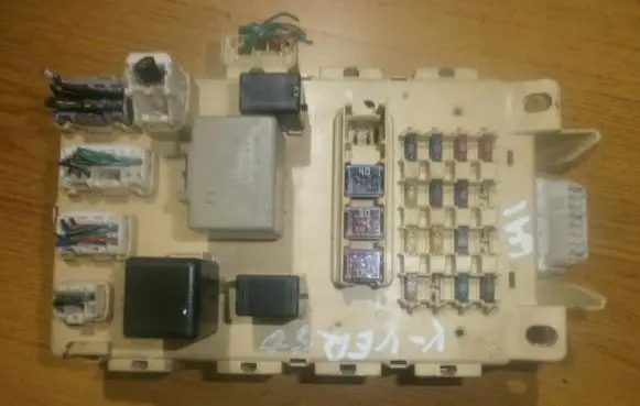 Toyota Yaris Fuse box set