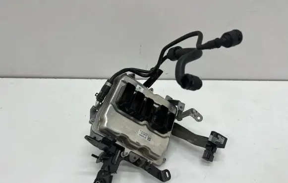 BMW 7 F01 F02 F03 F04 Engine control unit/module 7540738 030036304 0261S10440