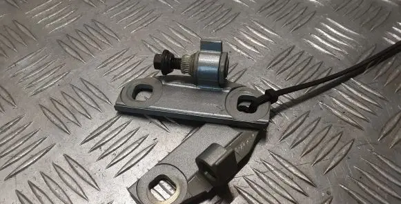 Front door hinge set