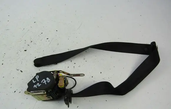 Volkswagen Polo Set of seat belts 