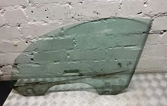 BMW Z4 E89 Front door window/glass (coupe) 