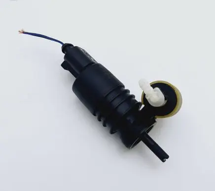 Seat Ibiza III (6L) Headlight washer pump 3B7955681