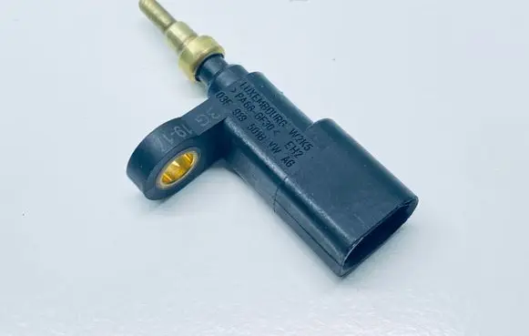 Volkswagen Golf VII Coolant temperature sensor 03F919501B