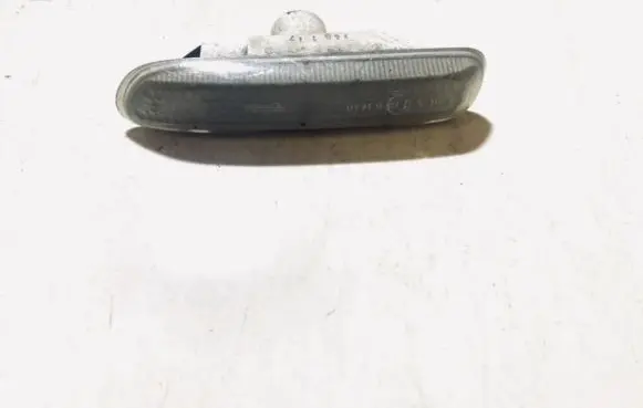 BMW 3 E46 Front fender indicator light 63132228592