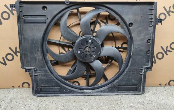 Volvo XC40 Electric radiator cooling fan P32222108 VC9G4A T18011112270269