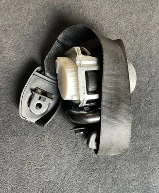 BMW X3 G01 Front seatbelt 7469934