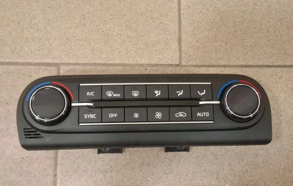 KIA Ceed Climate control unit 97250-J7800