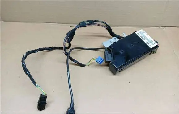 Skoda Rapid (NH) Head unit multimedia control 5N0035342G 7666123612 1000001015