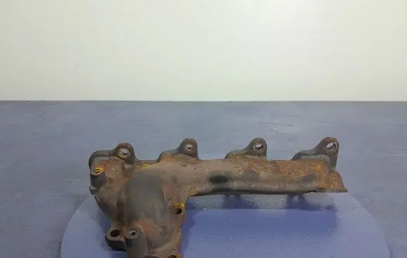 Lexus IS 220D-250-350 Exhaust manifold