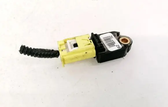 Toyota Auris 150 Airbag deployment crash/impact sensor 8983102080 89831-02080