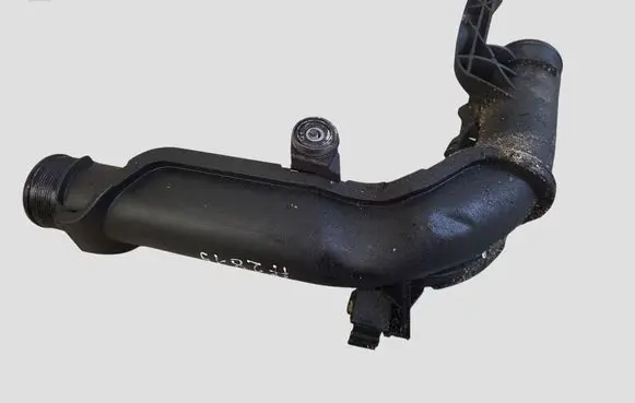 Volkswagen Golf VI Intercooler hose/pipe 1K0145770AE 0281002977