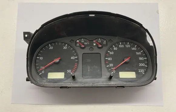 Speedometer (instrument cluster)