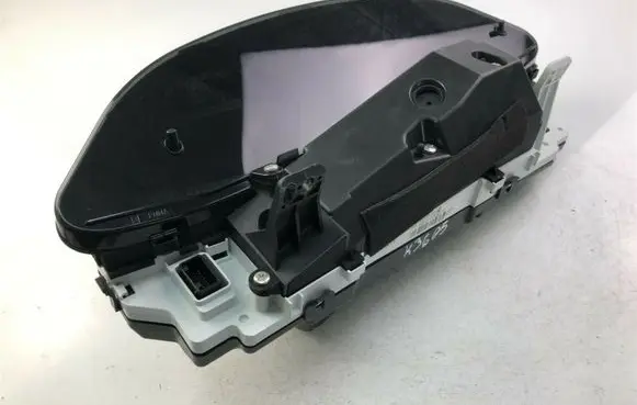 Toyota Avensis Verso Speedometer (instrument cluster) 8380044A10 K3605