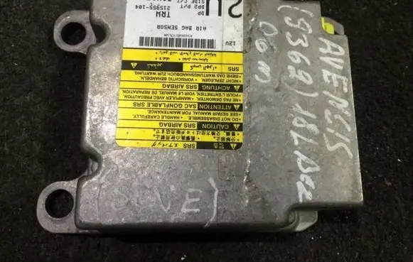 Toyota Avensis T250 Airbag control unit/module 215955104 89170-05190