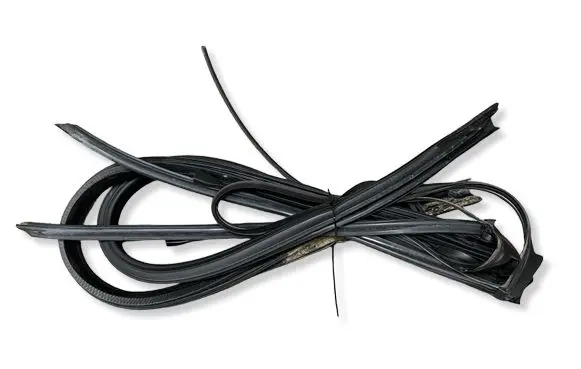 BMW 4 F32 F33 Front door rubber seal 7279772