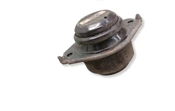 Mercedes-Benz ML W164 Engine mount bracket A2512403117