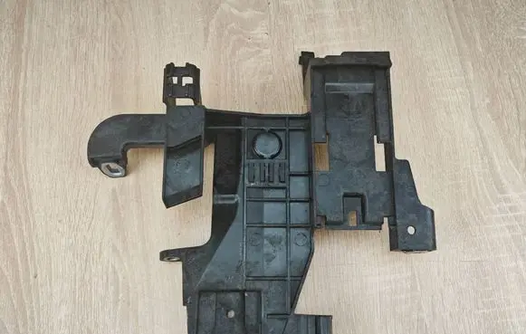 BMW X5 G05 Other engine bay part 8663502