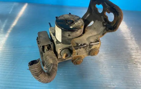 Chrysler Pacifica ABS Pump 00402769E000 25061012001 25092643573