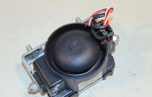 Toyota RAV 4 (XA30) Alarm system siren 8904048020 2370003080