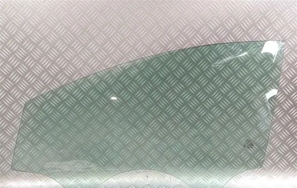 Ford Focus Front door window glass four-door BM51A21411A