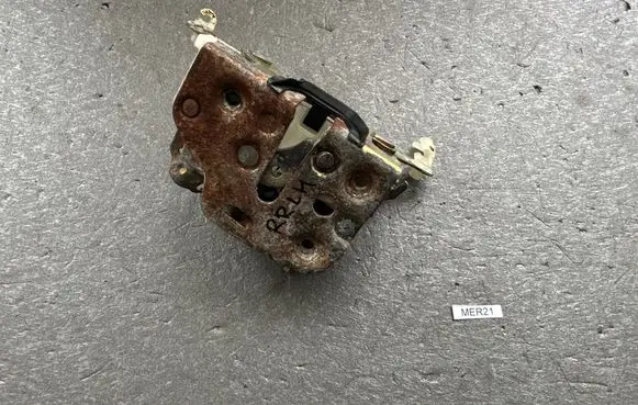 Nissan Patrol 160 Rear door lock 82501C6600