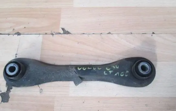 Volvo C30 Rear control arm