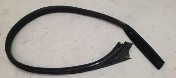 Mercedes-Benz E W238 Front door rubber seal A2386706800