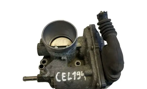 Toyota Yaris Throttle valve 2203047040 142003T10