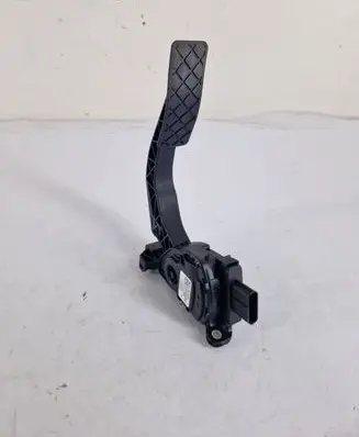 Audi A4 S4 B8 8K Accelerator throttle pedal 8K1723523