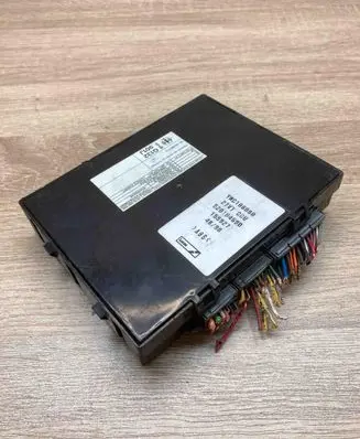 Land Rover Freelander Other control units/modules YWC106080 52010469D
