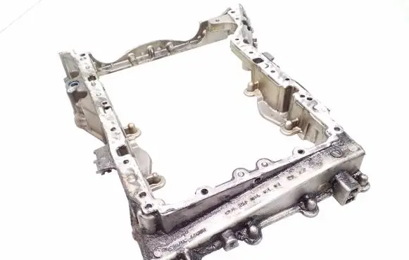 Mercedes-Benz C W204 Oil sump A6510140202