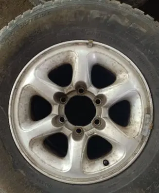 Mitsubishi Pajero R15 alloy rim 