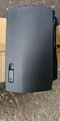 Mercedes-Benz E AMG W212 Glove box 2126800091