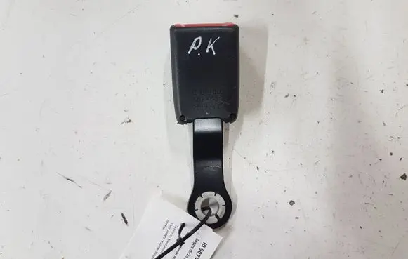 Nissan Pathfinder R51 Front seatbelt buckle E034501