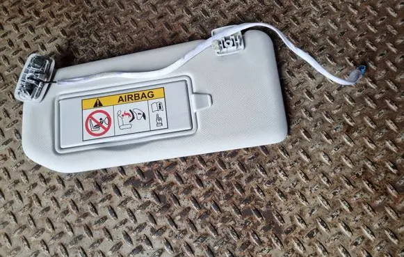 Opel Grandland X Sun visor