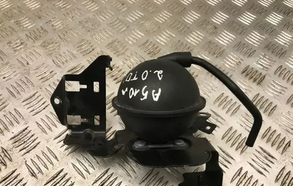 Audi A5 8T 8F Vacuum air tank 054129808