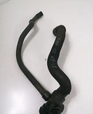 Audi A4 S4 B7 8E 8H Engine coolant pipe/hose 8E0121040T