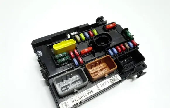 Citroen C3 BSM Control unit 9667199780